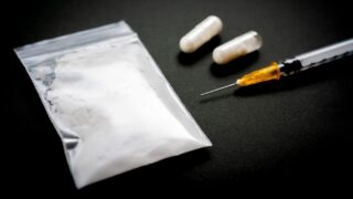 覚醒剤・コカイン  使用方法と症状 ドラッグの取扱説明書